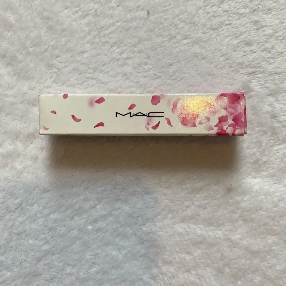 NIB MAC Lipglass in “Cherry Mochi” - Picture 2 of 4